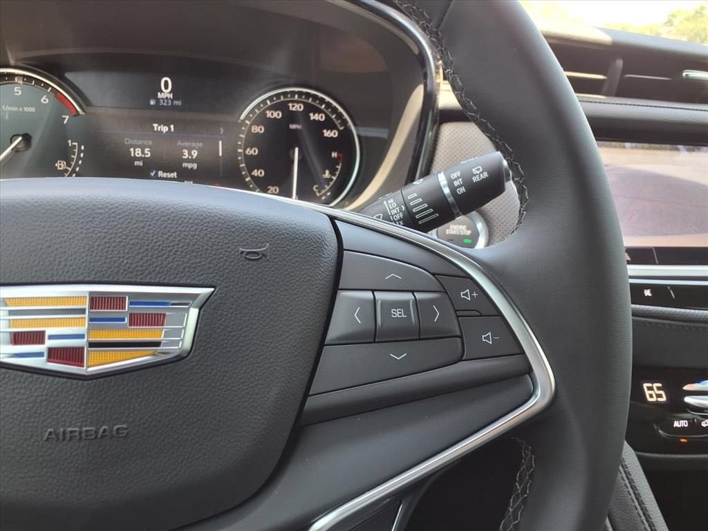 2026 Cadillac XT5 Luxury