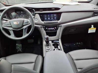 2026 Cadillac XT5 Luxury