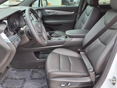 2026 Cadillac XT5 Luxury
