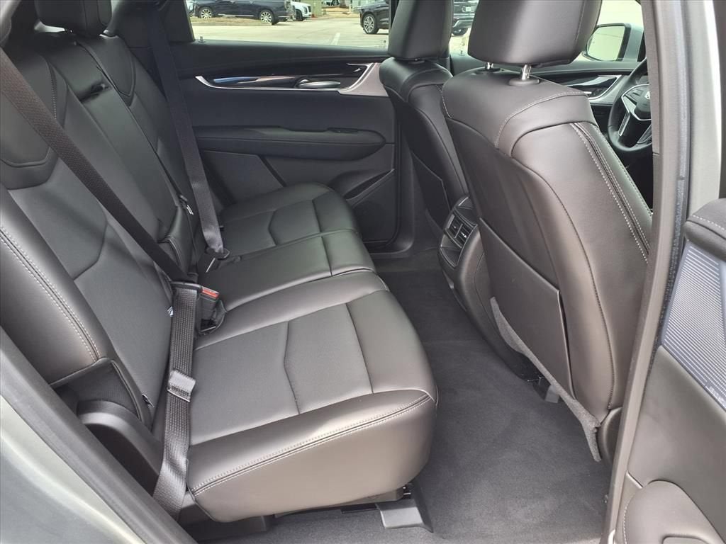 2025 Cadillac XT5 Premium Luxury - Photo 13