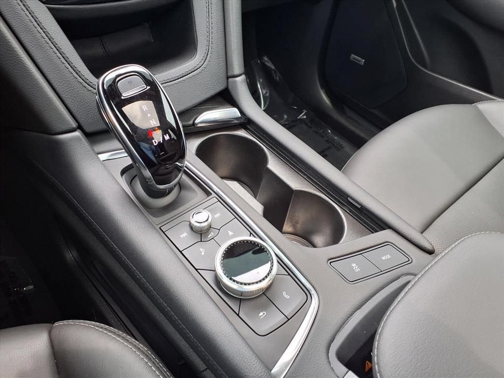 2025 Cadillac XT5 Premium Luxury - Photo 23