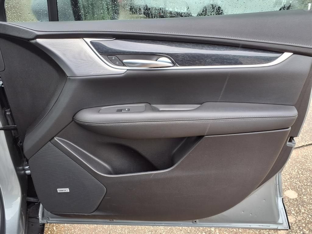 2023 Cadillac XT5 FWD Premium Luxury