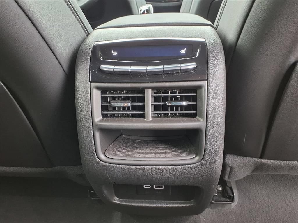 2023 Cadillac XT5 FWD Premium Luxury
