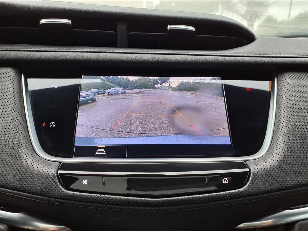 2023 Cadillac XT5 FWD Premium Luxury
