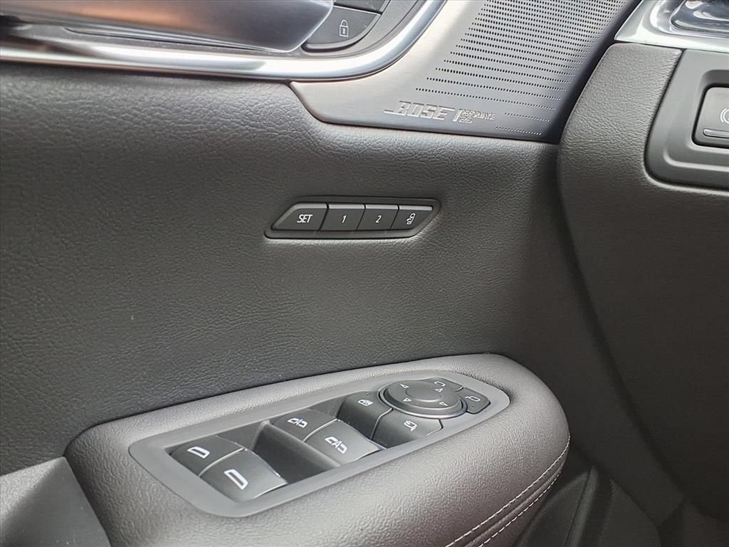 2023 Cadillac XT5 FWD Premium Luxury