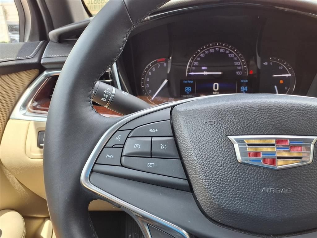 2017 Cadillac XT5 Premium Luxury FWD