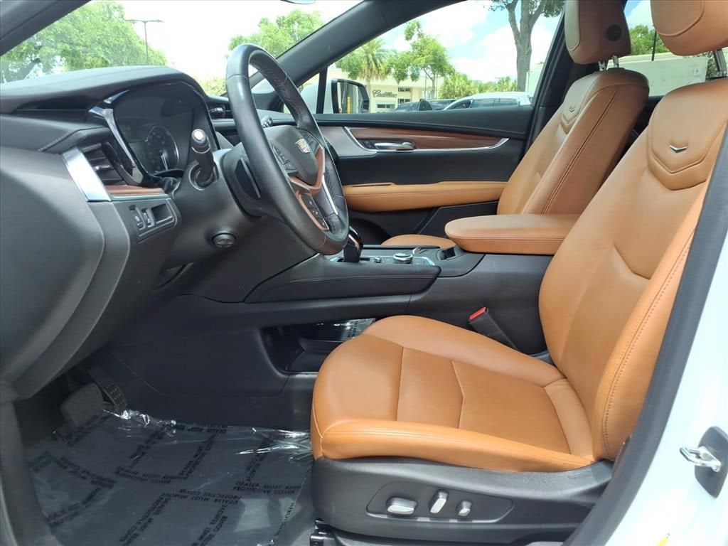 2024 Cadillac XT5 Premium Luxury