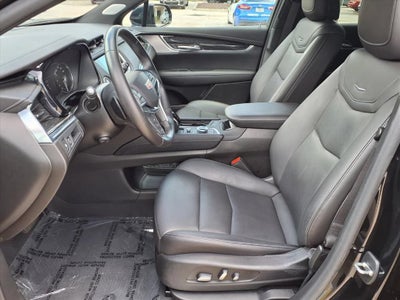 2022 Cadillac XT5 Premium Luxury