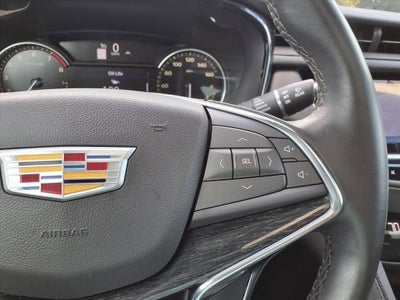 2022 Cadillac XT5 Premium Luxury