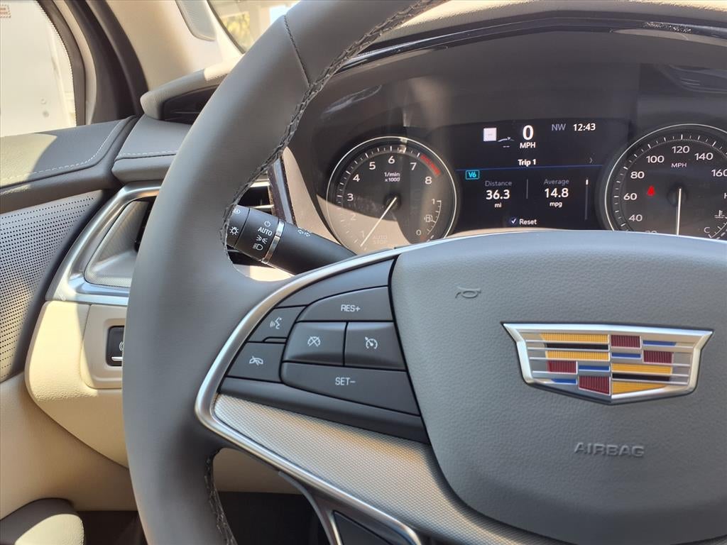 2026 Cadillac XT5 Premium Luxury