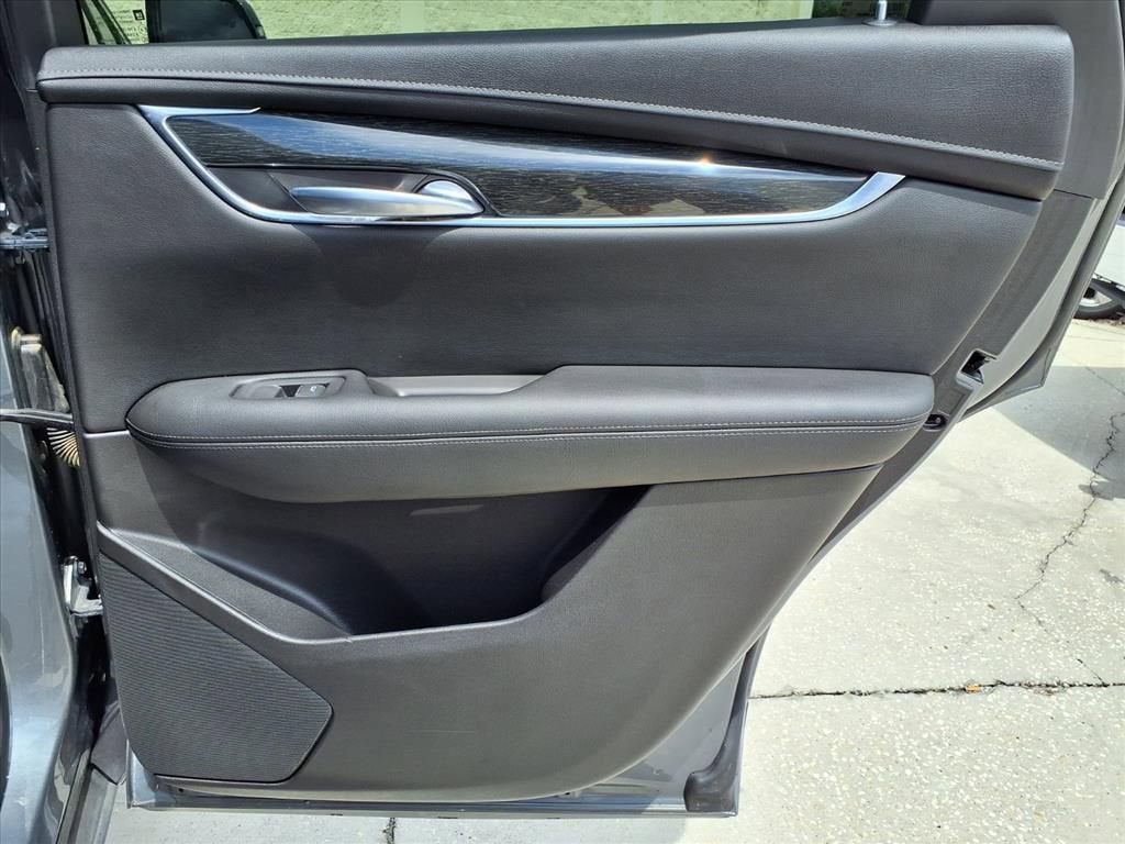 2021 Cadillac XT5 FWD Premium Luxury