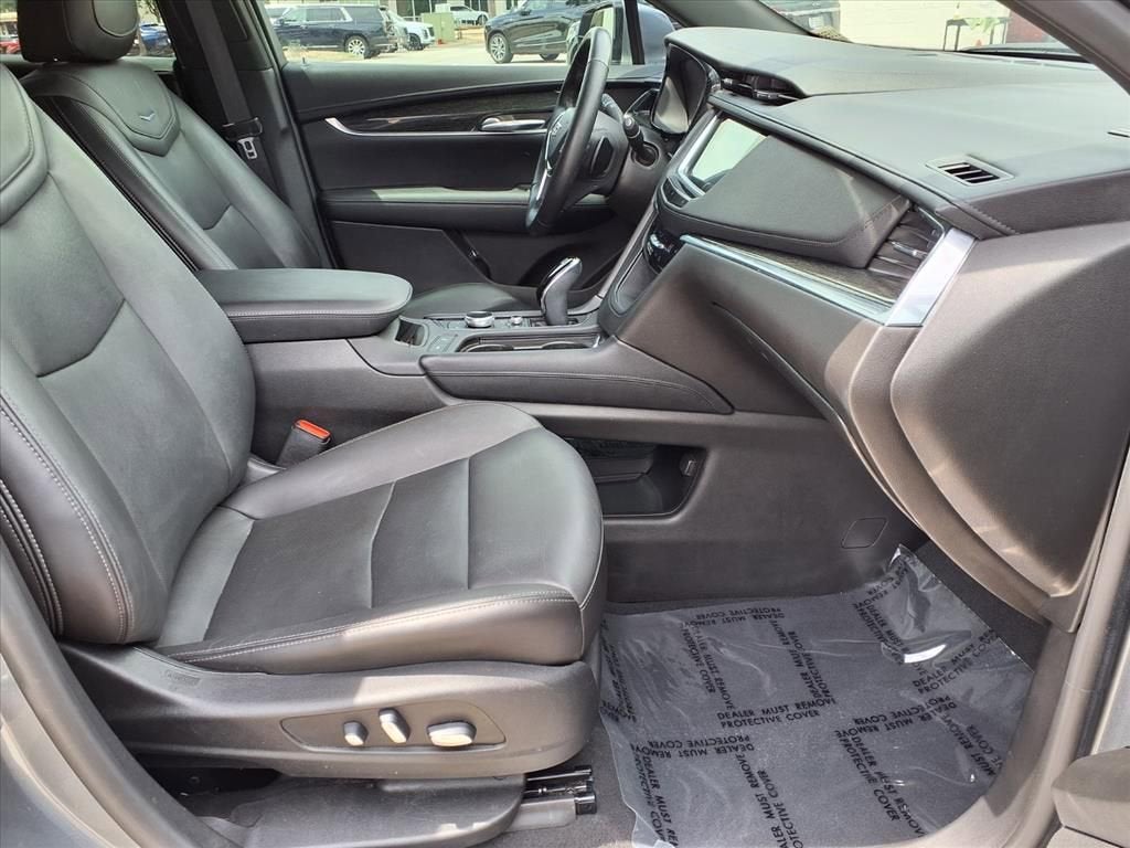 2021 Cadillac XT5 FWD Premium Luxury