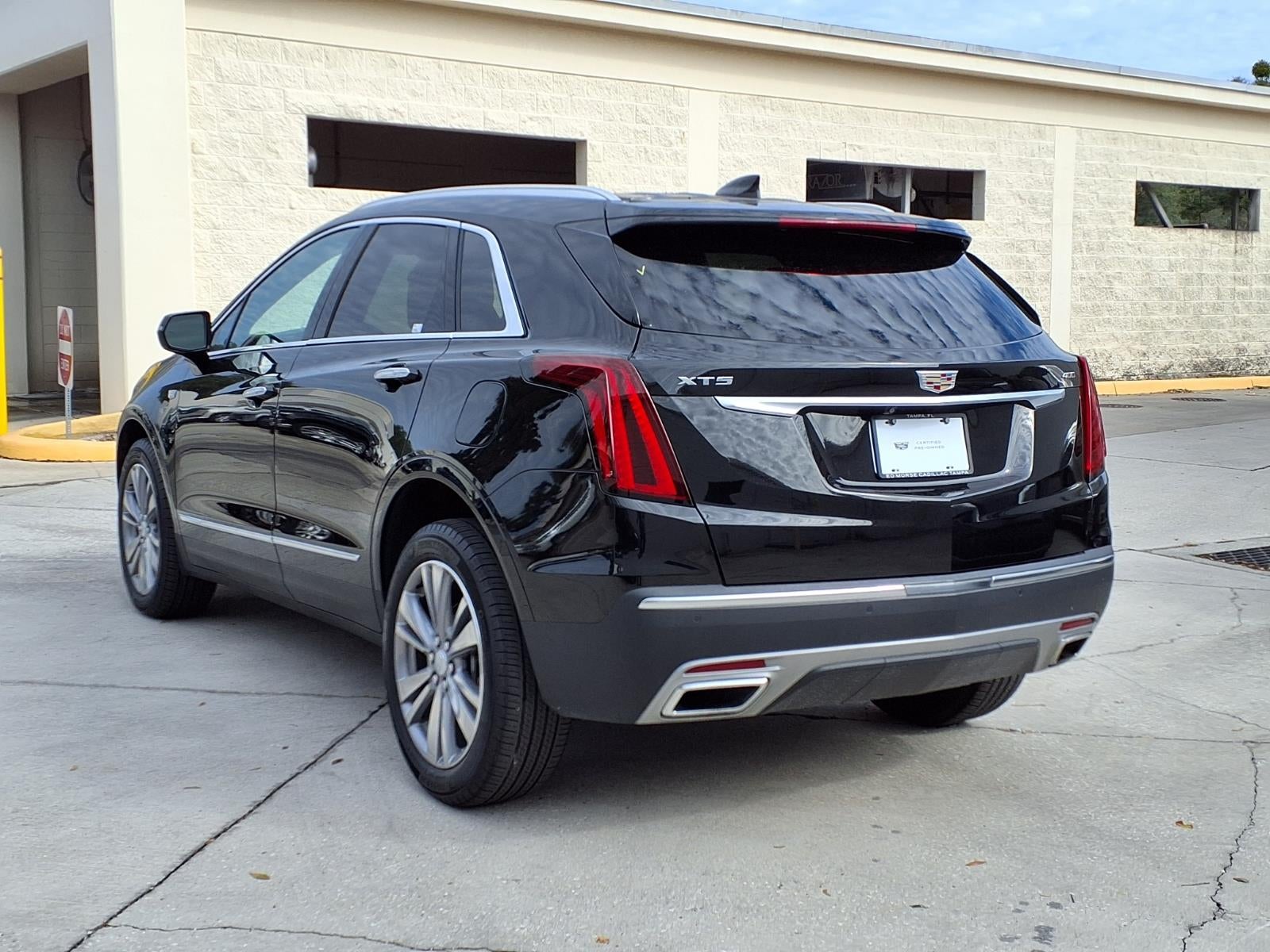 2025 Cadillac XT5 Premium Luxury