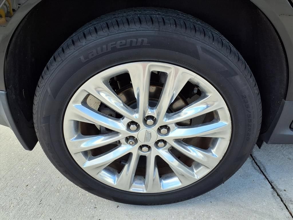 2017 Cadillac XT5 Platinum AWD