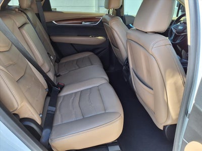 2019 Cadillac XT5 Platinum AWD