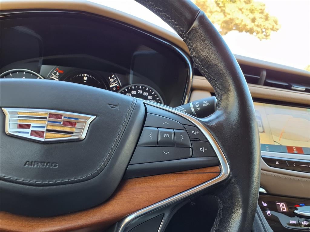 2019 Cadillac XT5 Platinum AWD