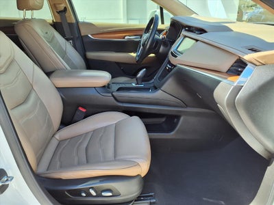 2019 Cadillac XT5 Platinum AWD