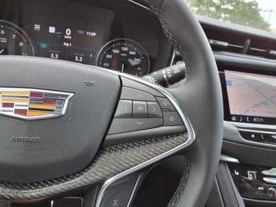 2025 Cadillac XT5 Sport