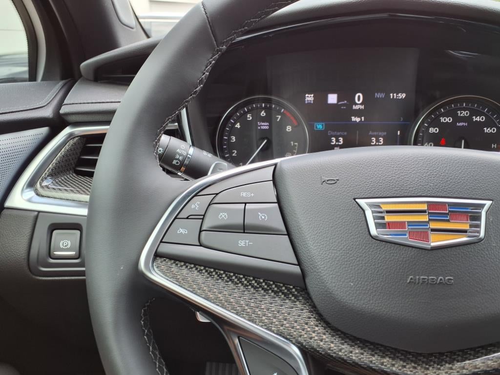 2025 Cadillac XT5 Sport