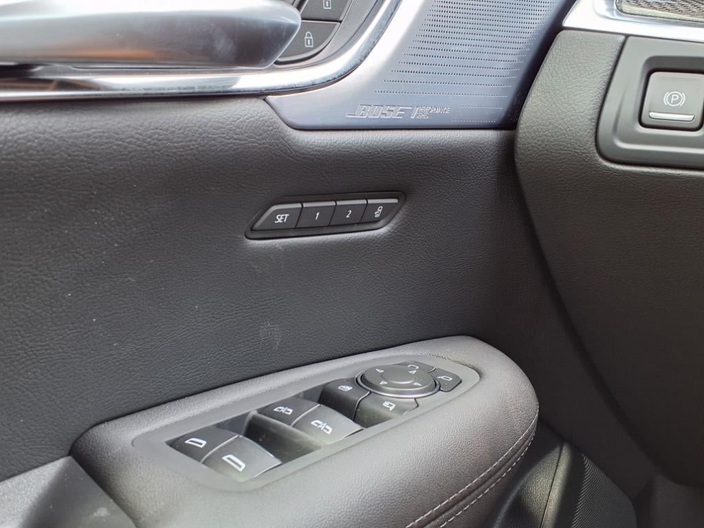 2025 Cadillac XT5 Sport