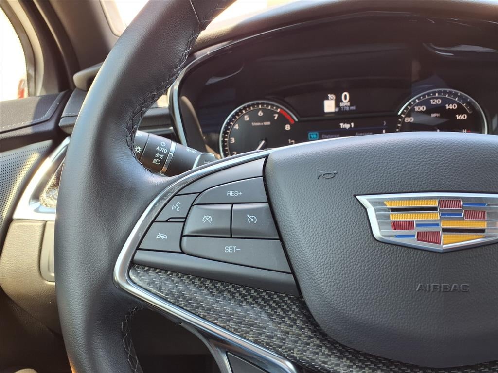 2023 Cadillac XT5 Sport