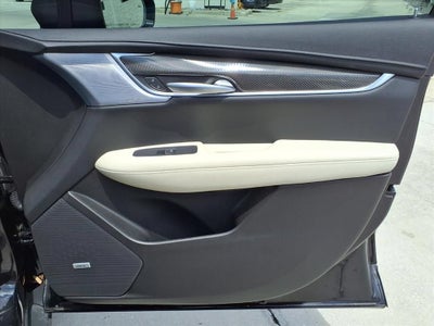 2025 Cadillac XT5 Sport