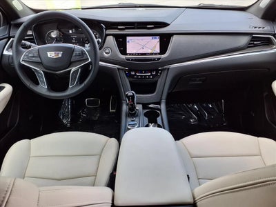 2025 Cadillac XT5 Sport