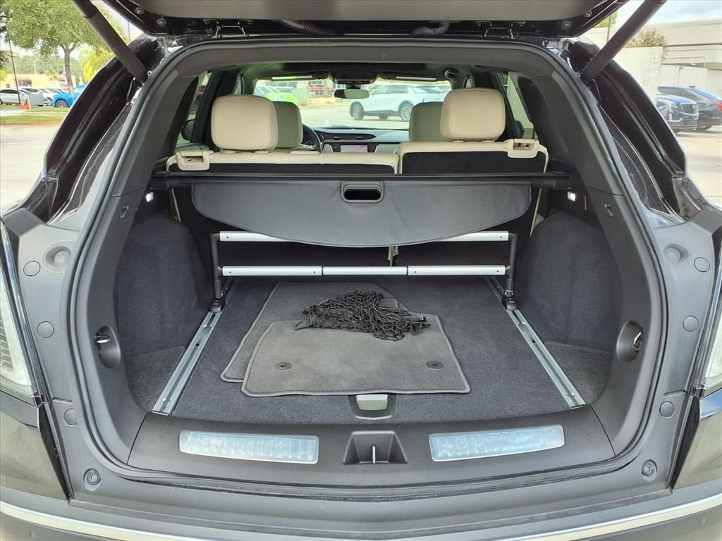 2025 Cadillac XT5 Sport