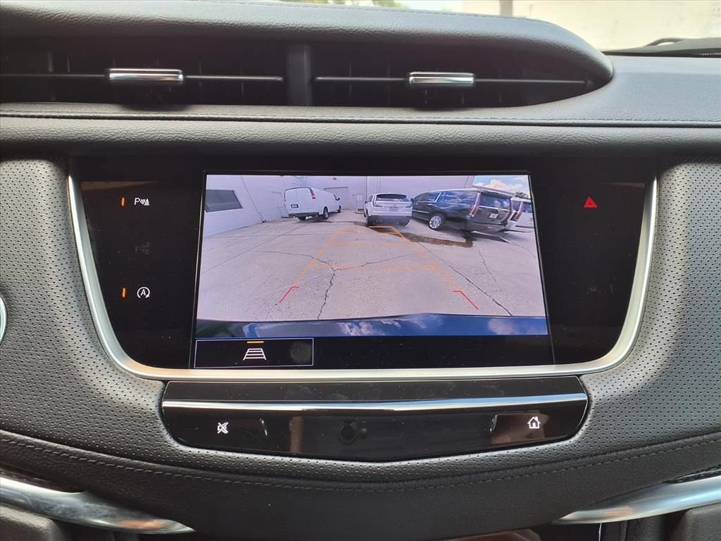 2025 Cadillac XT5 Sport