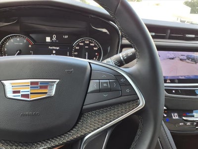 2025 Cadillac XT5 Sport