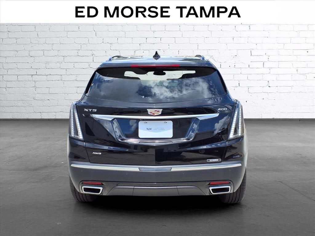 2025 Cadillac XT5 Sport