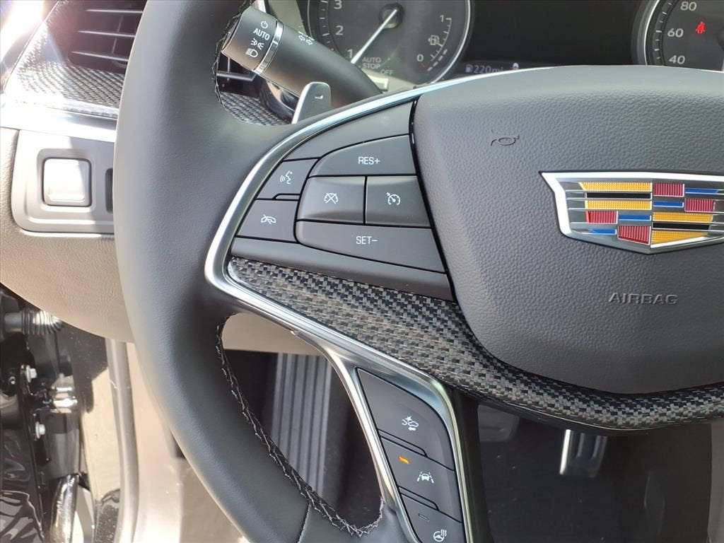 2026 Cadillac XT5 Sport