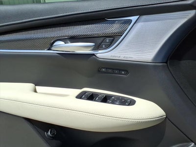 2026 Cadillac XT5 Sport