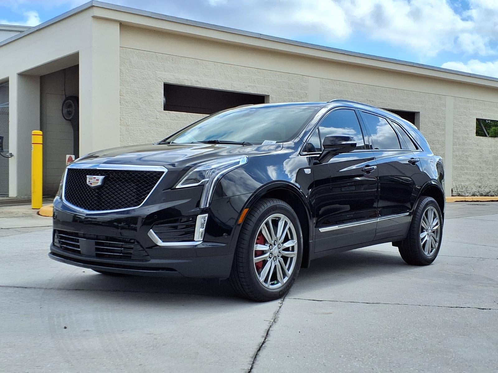 2026 Cadillac XT5 Sport