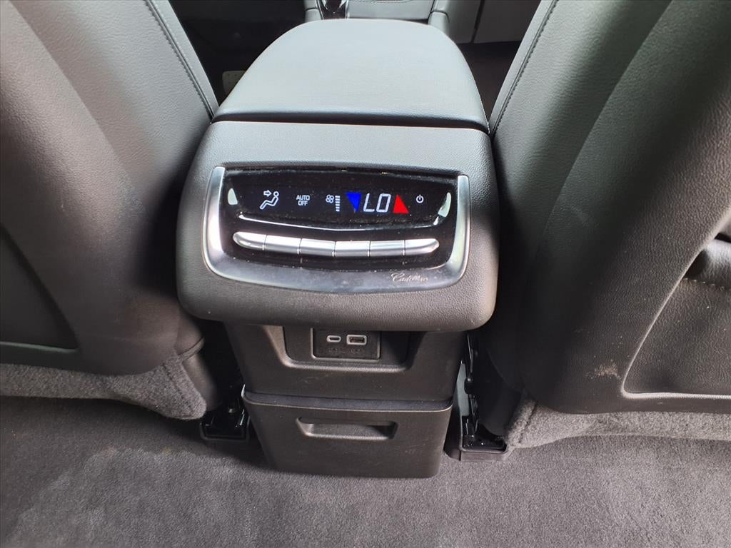 2024 Cadillac XT6 Luxury