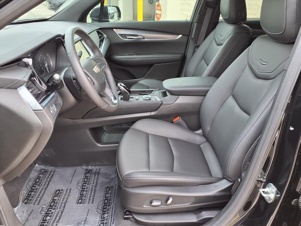 2024 Cadillac XT6 Luxury