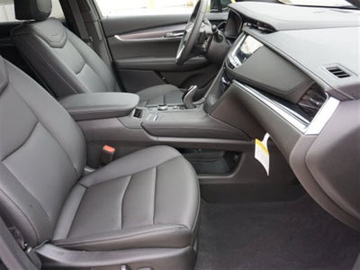 2025 Cadillac XT6 Luxury