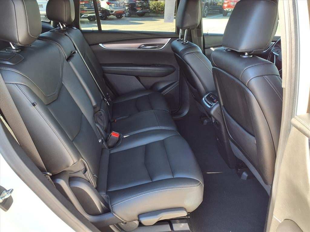 2022 Cadillac XT6 Luxury