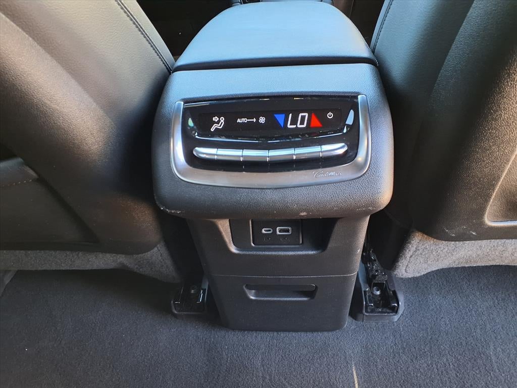 2022 Cadillac XT6 Luxury