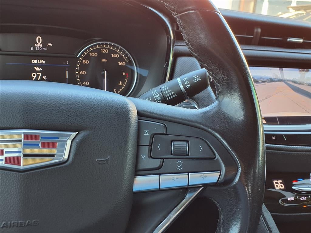 2022 Cadillac XT6 Luxury