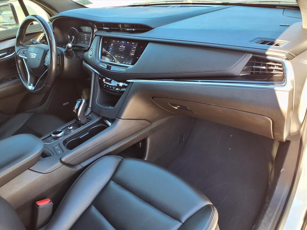 2022 Cadillac XT6 Luxury