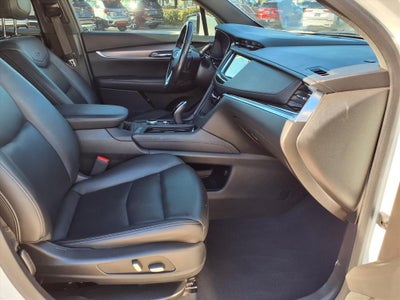 2022 Cadillac XT6 Luxury