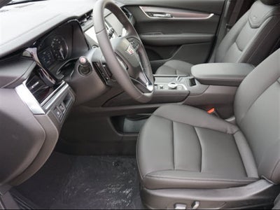 2025 Cadillac XT6 Luxury