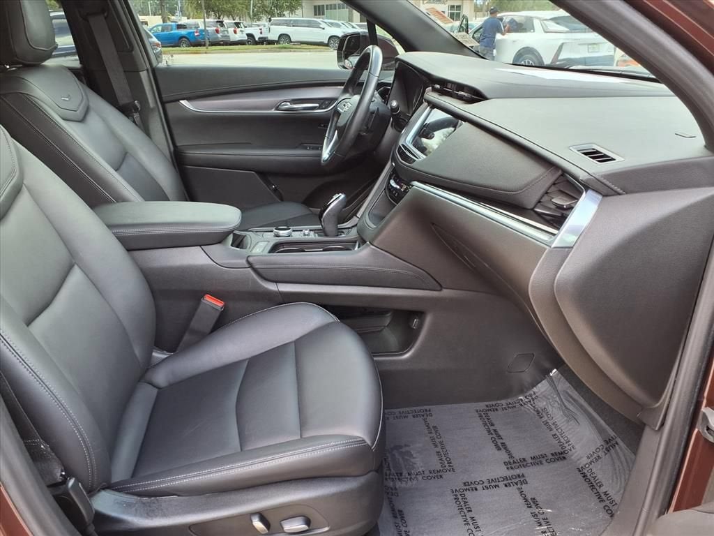 2023 Cadillac XT6 FWD Luxury