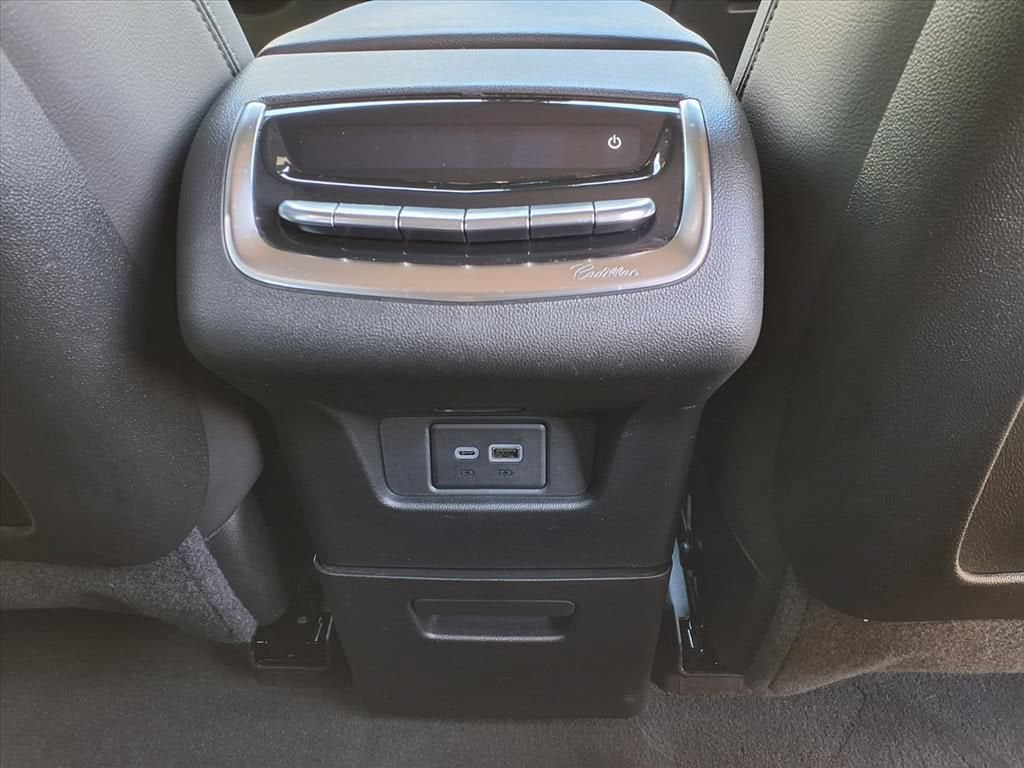 2024 Cadillac XT6 Luxury