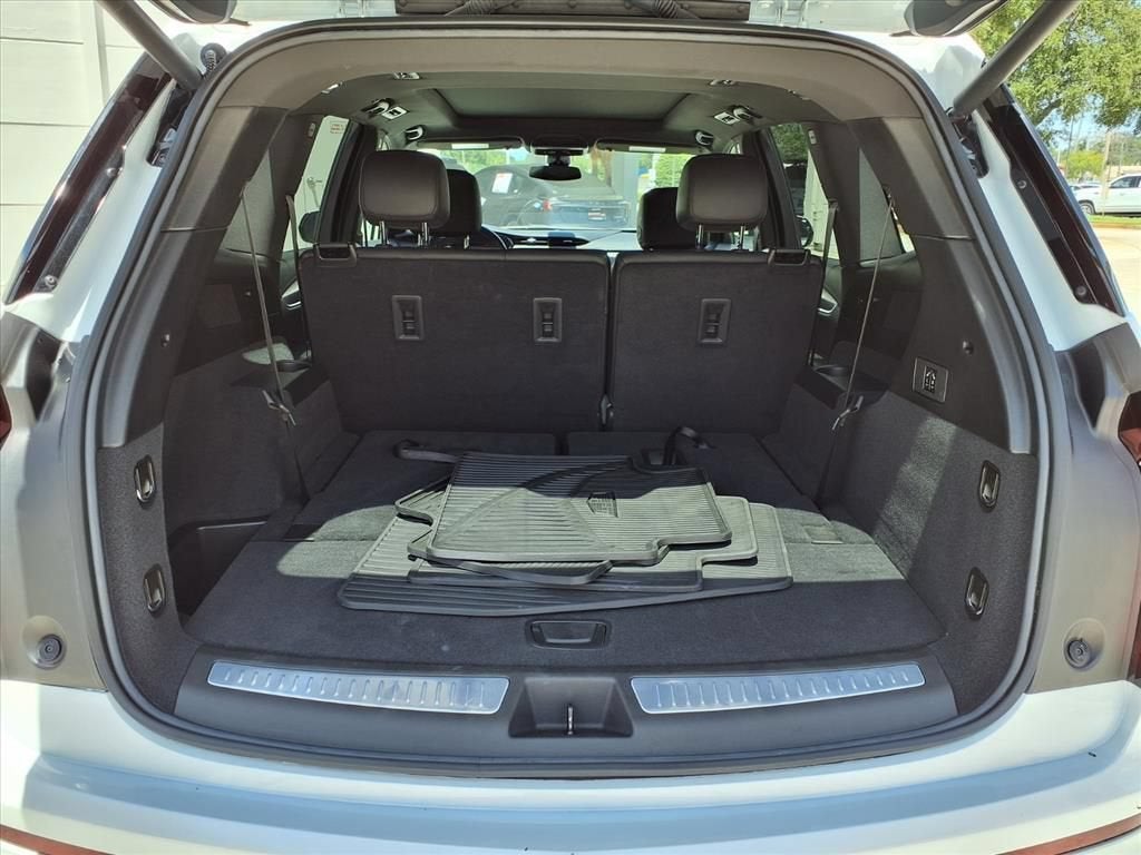 2024 Cadillac XT6 Luxury