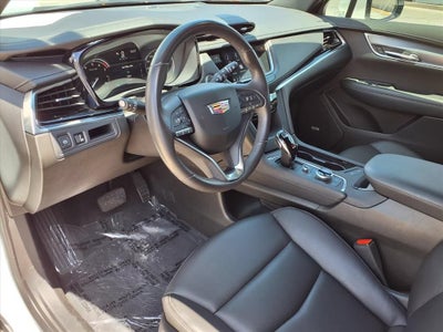 2024 Cadillac XT6 Luxury