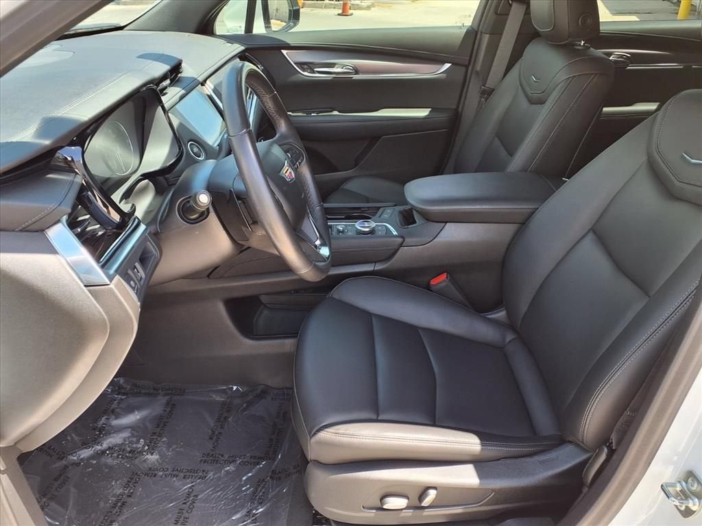 2024 Cadillac XT6 Luxury