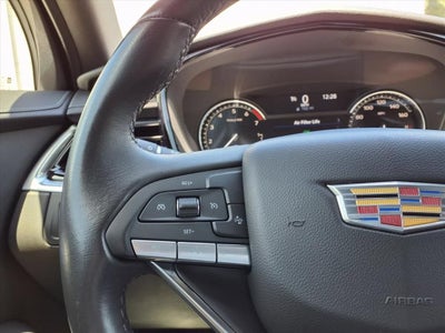 2024 Cadillac XT6 Luxury