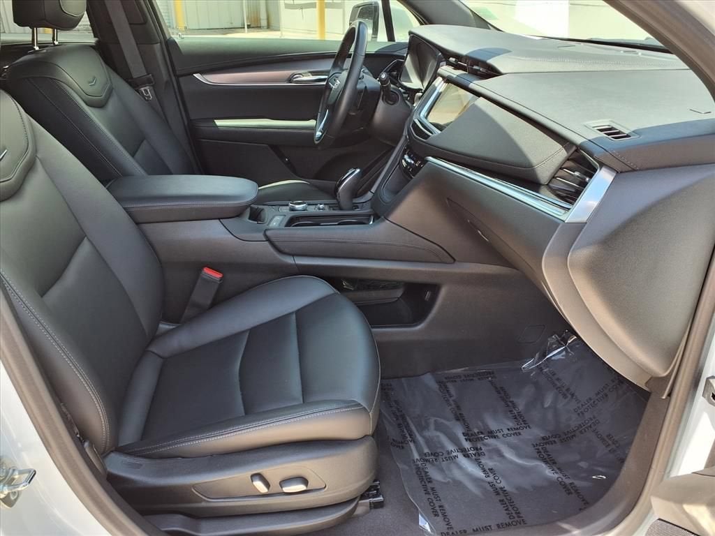 2024 Cadillac XT6 Luxury